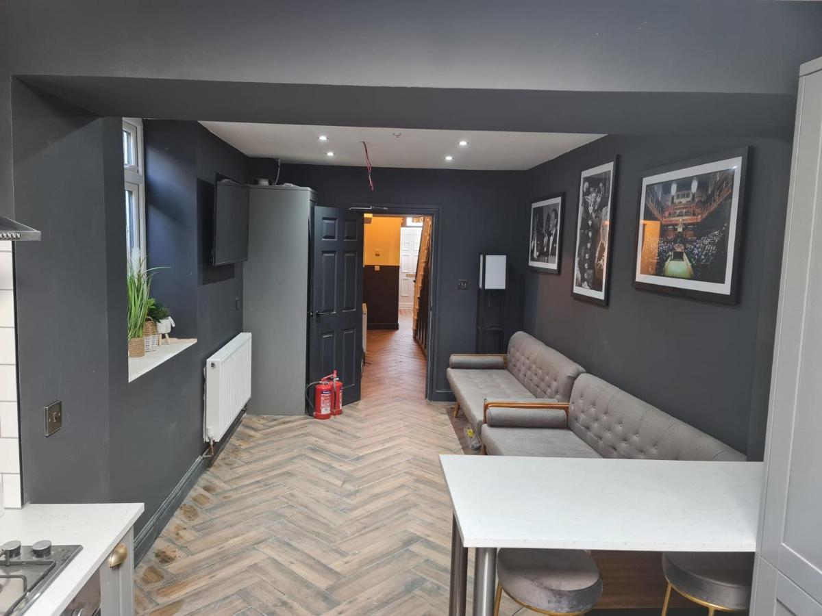 Lombard House - Boutique Hotel In Swansea Swansea